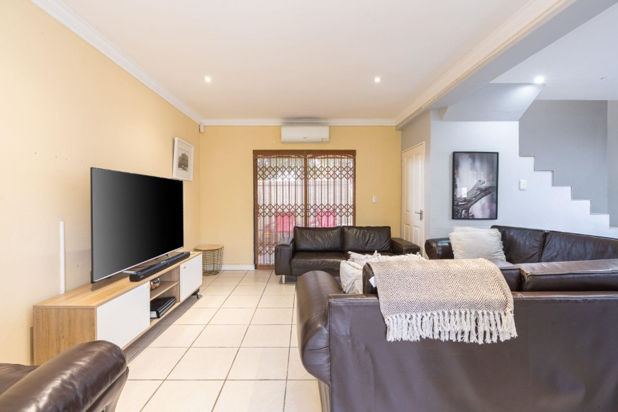 3 Bedroom Property for Sale in Royal Ascot Western Cape